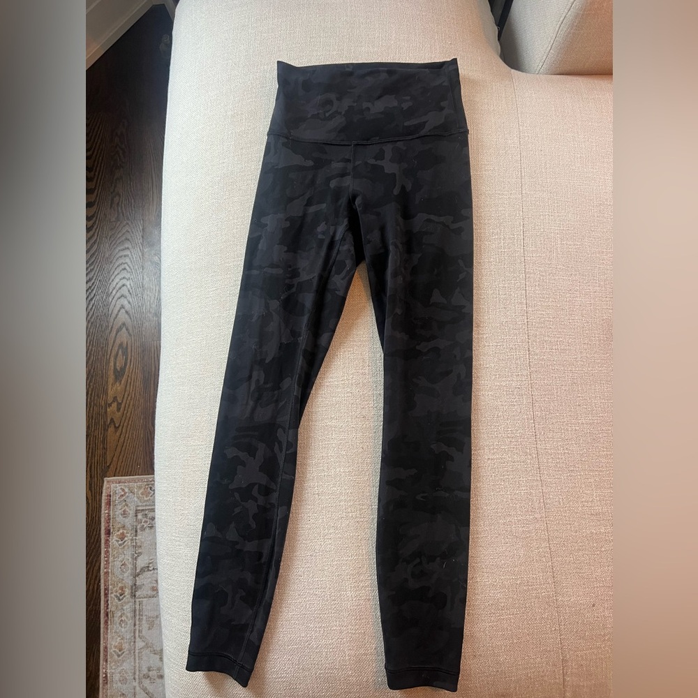 Black camo size 4 lululemon leggings wunder train